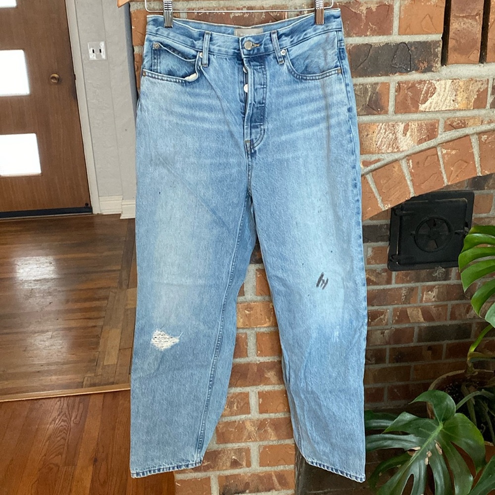 Everlane straight leg light wash jeans. Size 28 regular. Lightly distressed